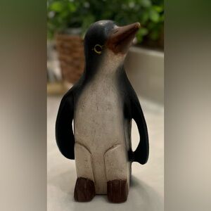 Vintage wooden penguin 🐧 figurine